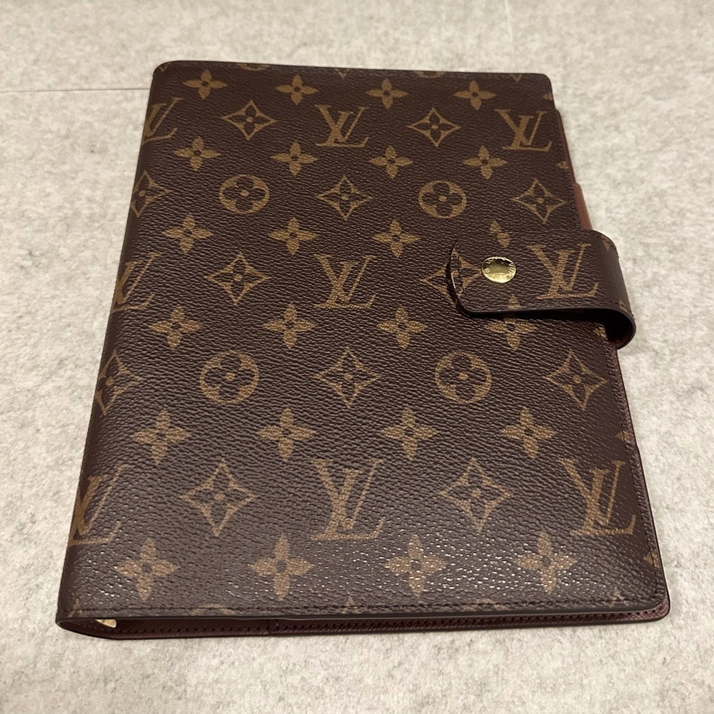 Louis Vuitton Large Ring Agenda Cover, Monogram canvas